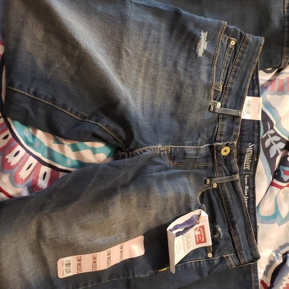 womens levi stretch jeans